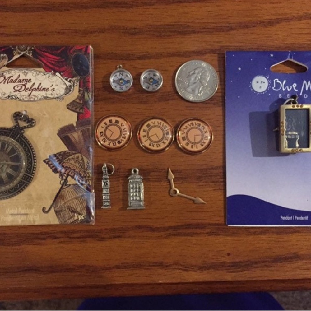 Steampunk Vintage Big Ben Clock Compass London Charm Pendant Lot- 10 pieces